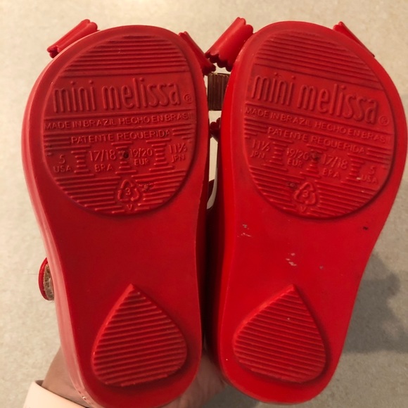 Mini Melissa’s - Picture 2 of 3